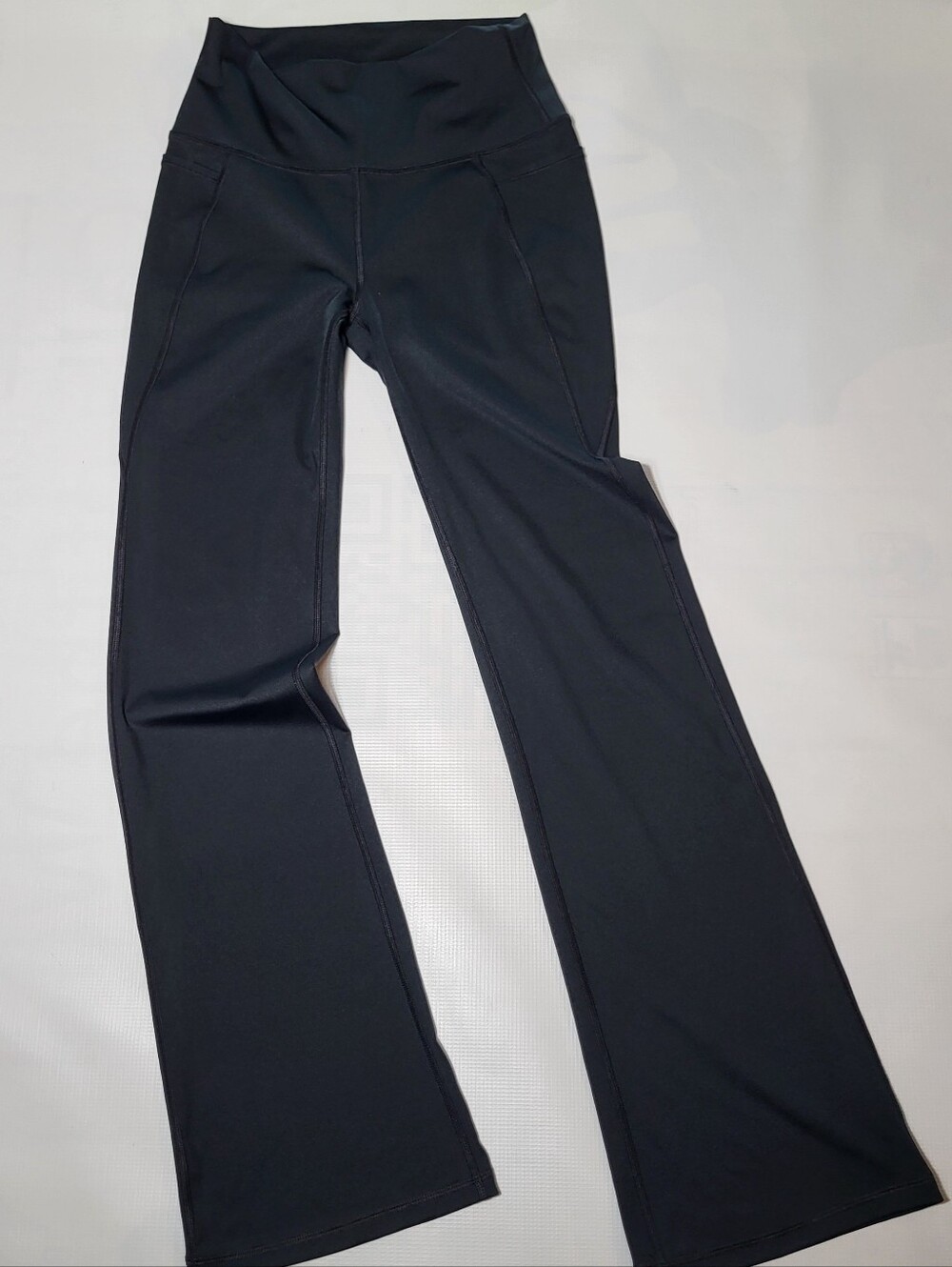 NWOT M Lilly Pulitzer Luxletic Carpe Vita Celebrity Flare Leggings Black Gymgirl